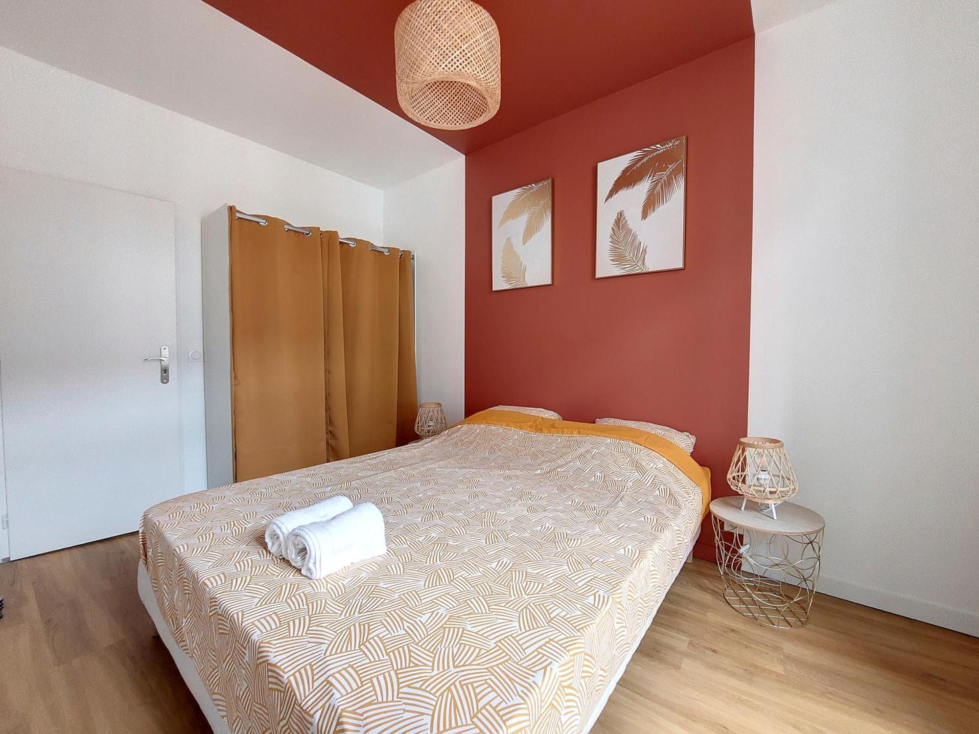 Le Nordique - 2 Chambres - Fibre Wifi - Netflix - Menage Inclus Тарб Экстерьер фото