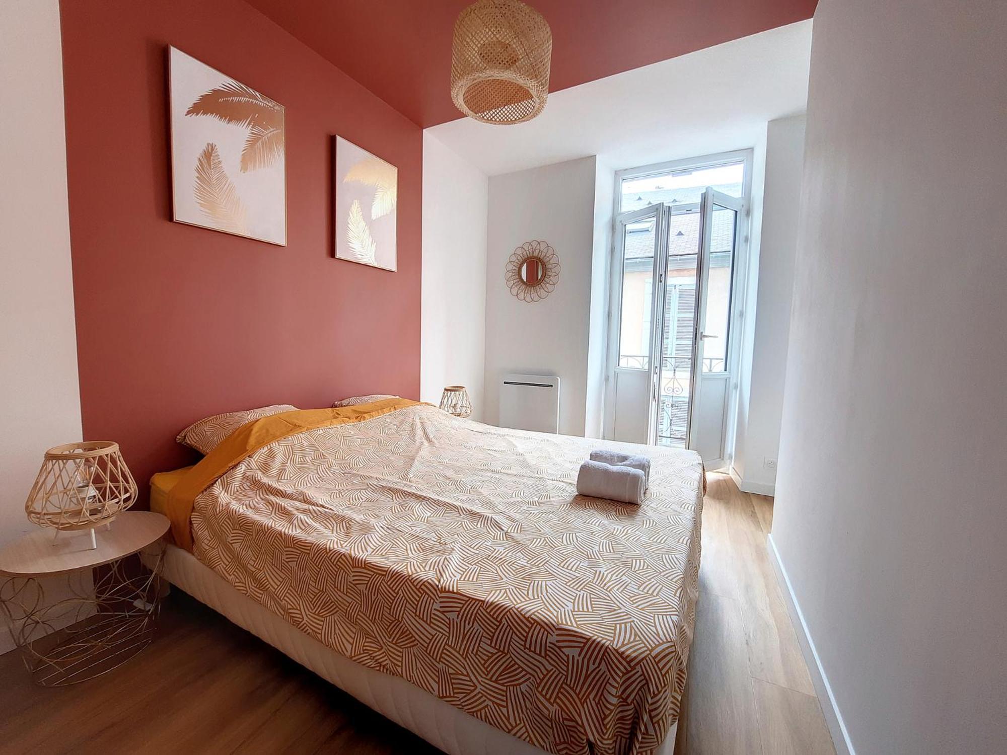Le Nordique - 2 Chambres - Fibre Wifi - Netflix - Menage Inclus Тарб Экстерьер фото